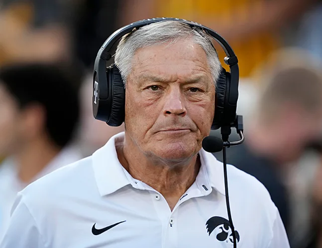 Kirk Ferentz named to Dodd Trophy Midseason List